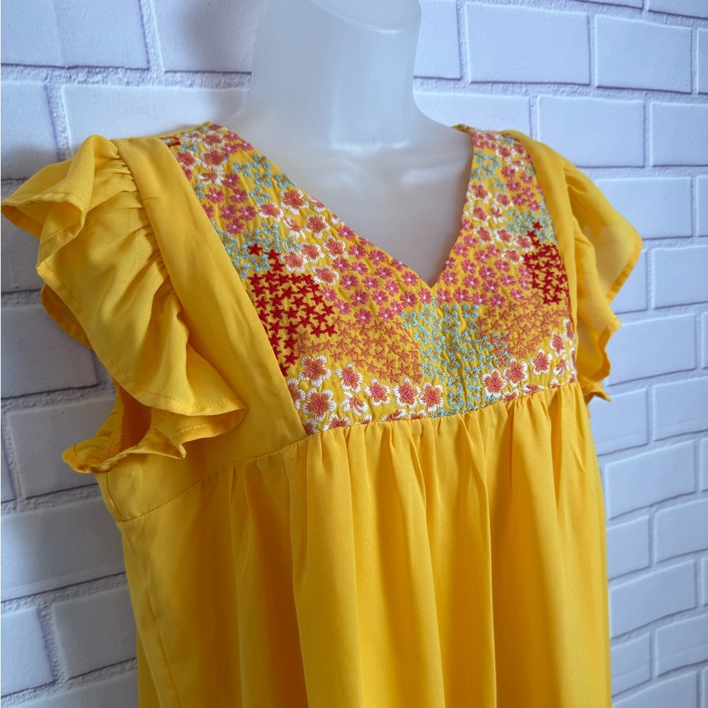 Savanna Jane Yellow Embroidered Boho Tunic top Size M Flowy Ruffle Sleeve - Picture 6 of 11